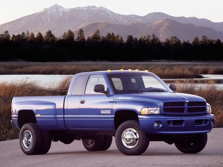  Dodge Ram 3500 Club Cab 1994 года  (фото 4 из 4)